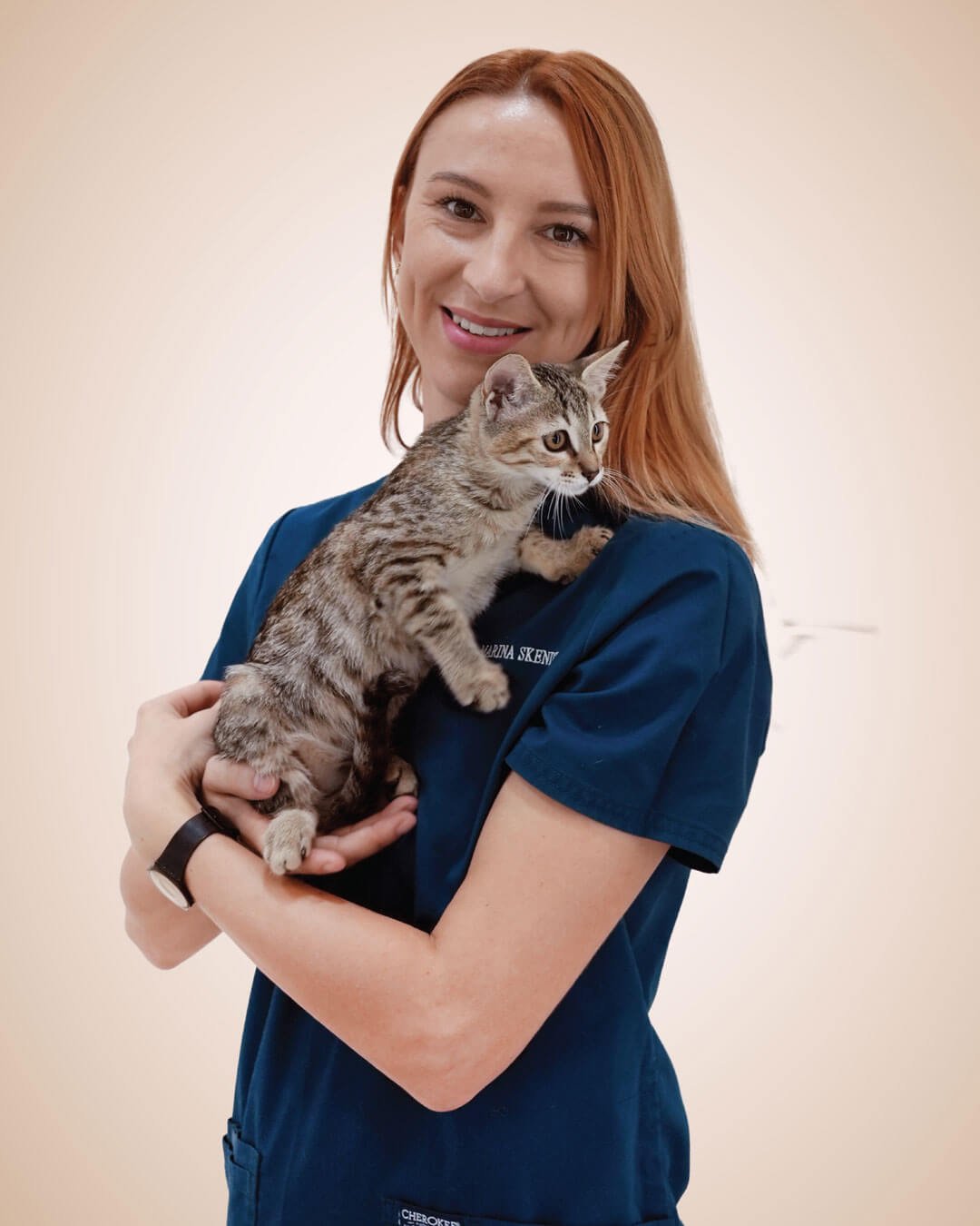 About 6 Doctor with Animals 03 Veterinary Treatment Dubai